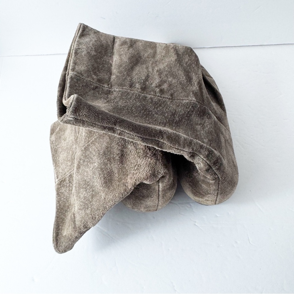 Vintage Newport News Brown Suede Flat Short Boots Women’s Size 8 - Picture 5 of 12